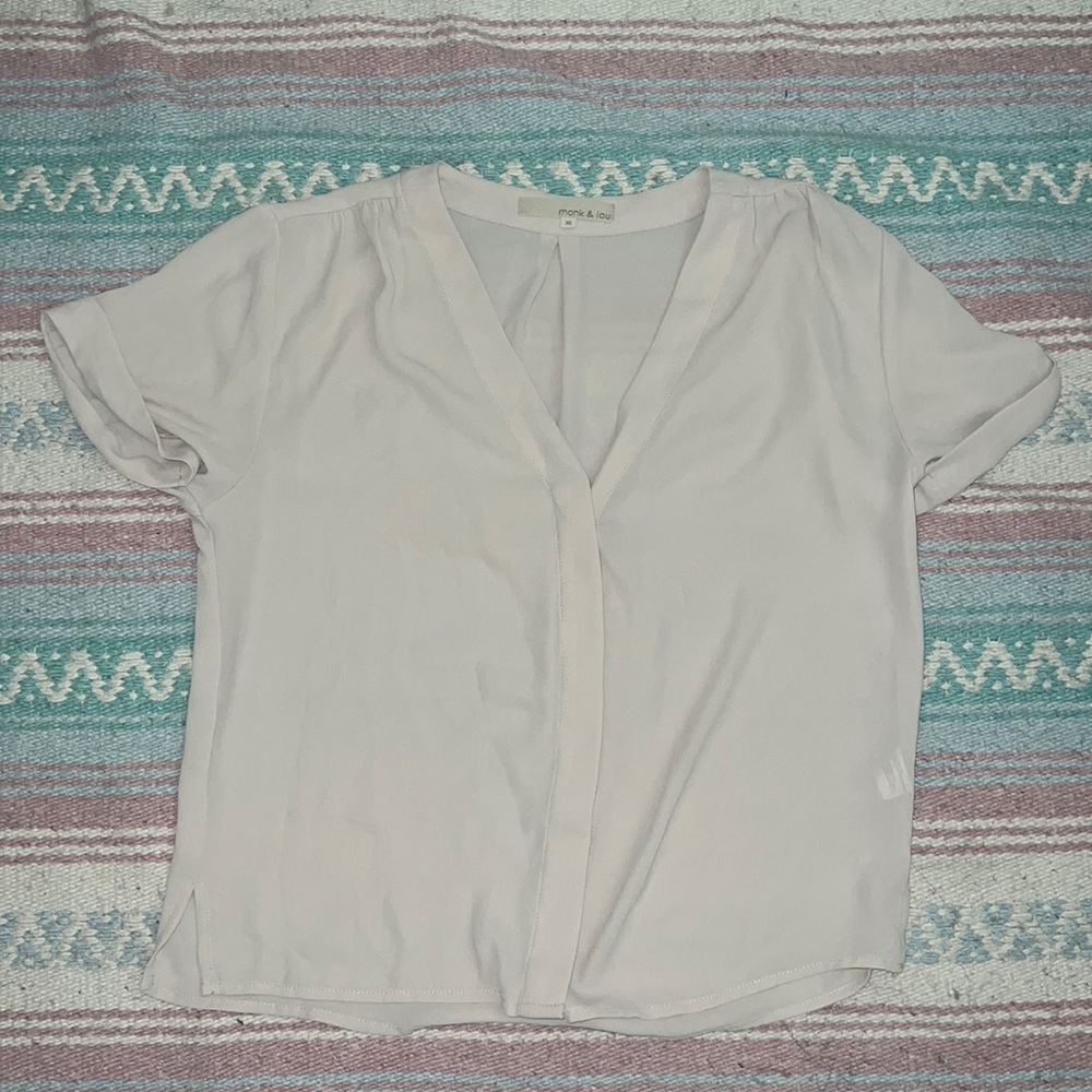 Monk & Lou light pink short sleeved button down blouse